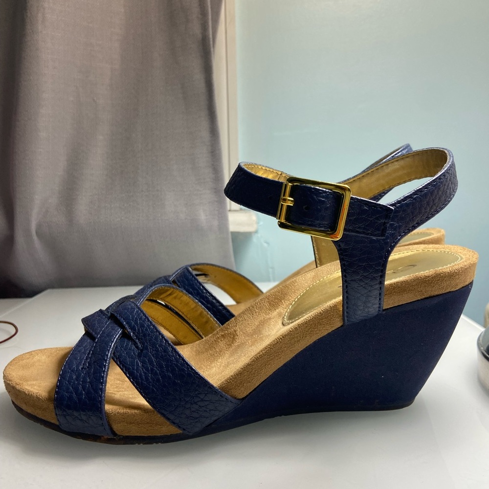 Chaps Navy Wedge - Picture 5 of 10